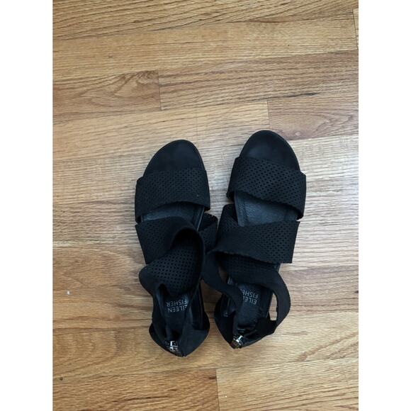 Eileen Fisher Women’s 8.5 Black Suede Cross Strap With Back Zipper Sandals - Picture 2 of 4